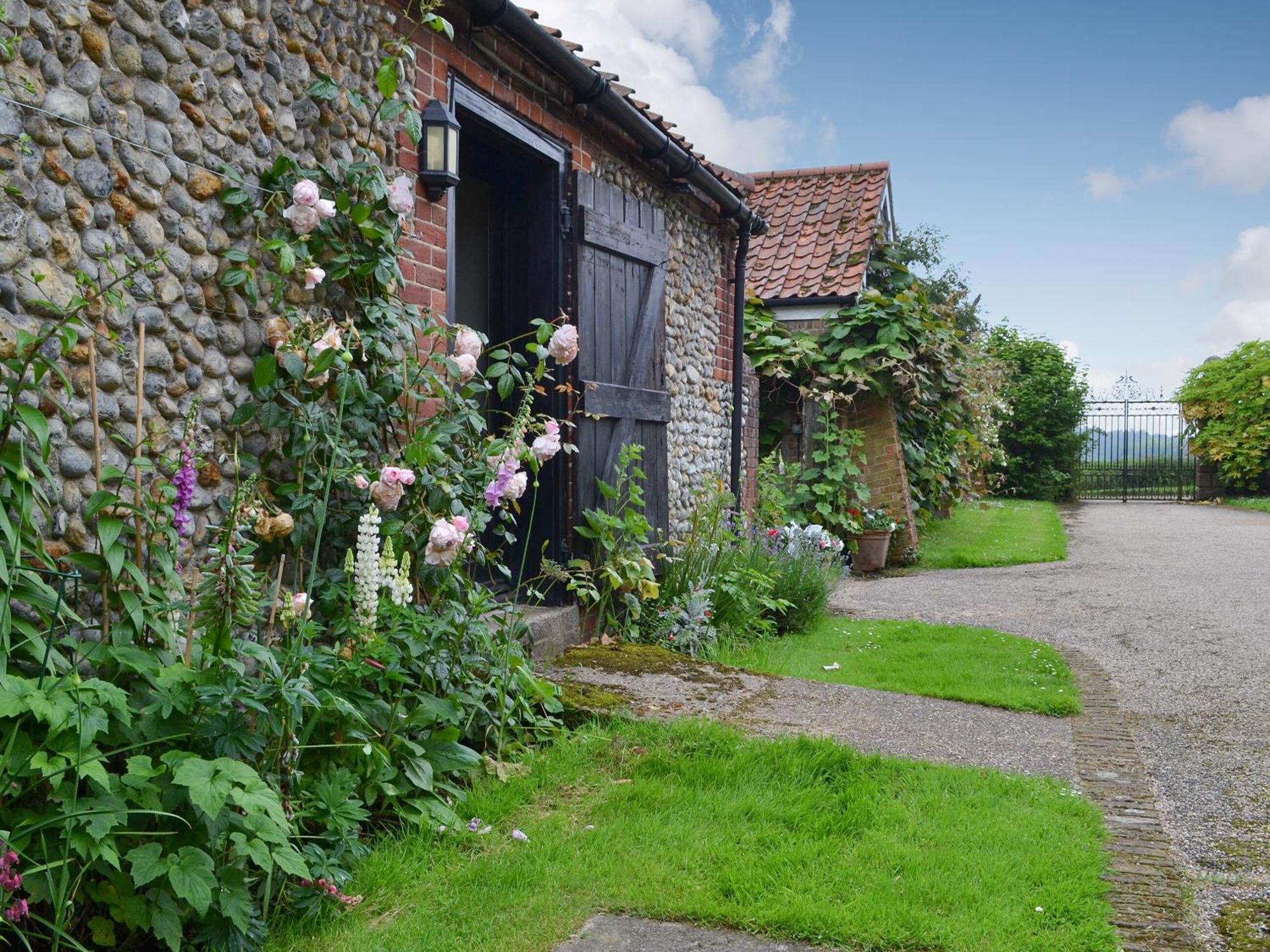 The Little House Villa Baconsthorpe Exterior photo