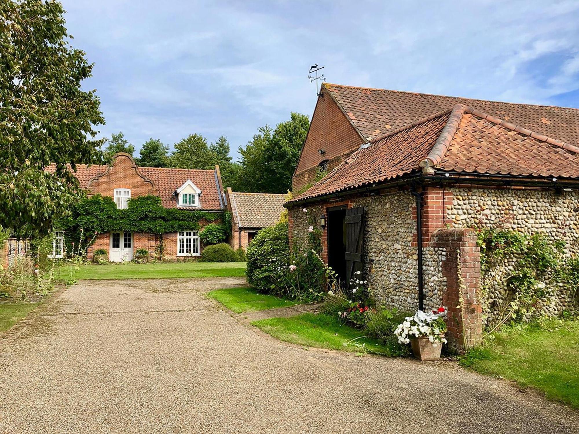 The Little House Villa Baconsthorpe Exterior photo